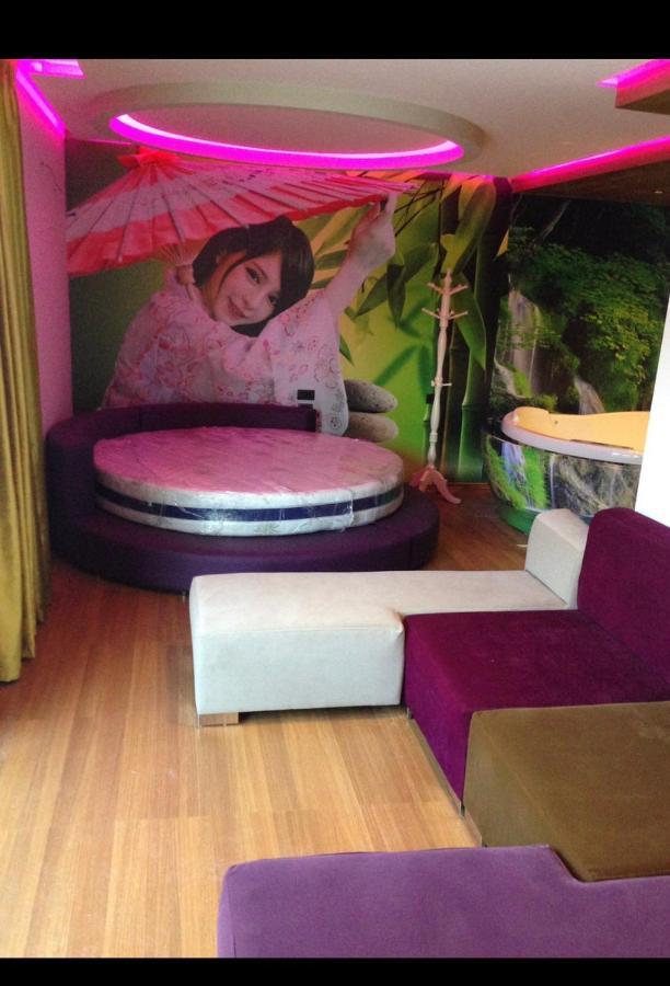 Vivi La Vita Hotel Tirana Buitenkant foto